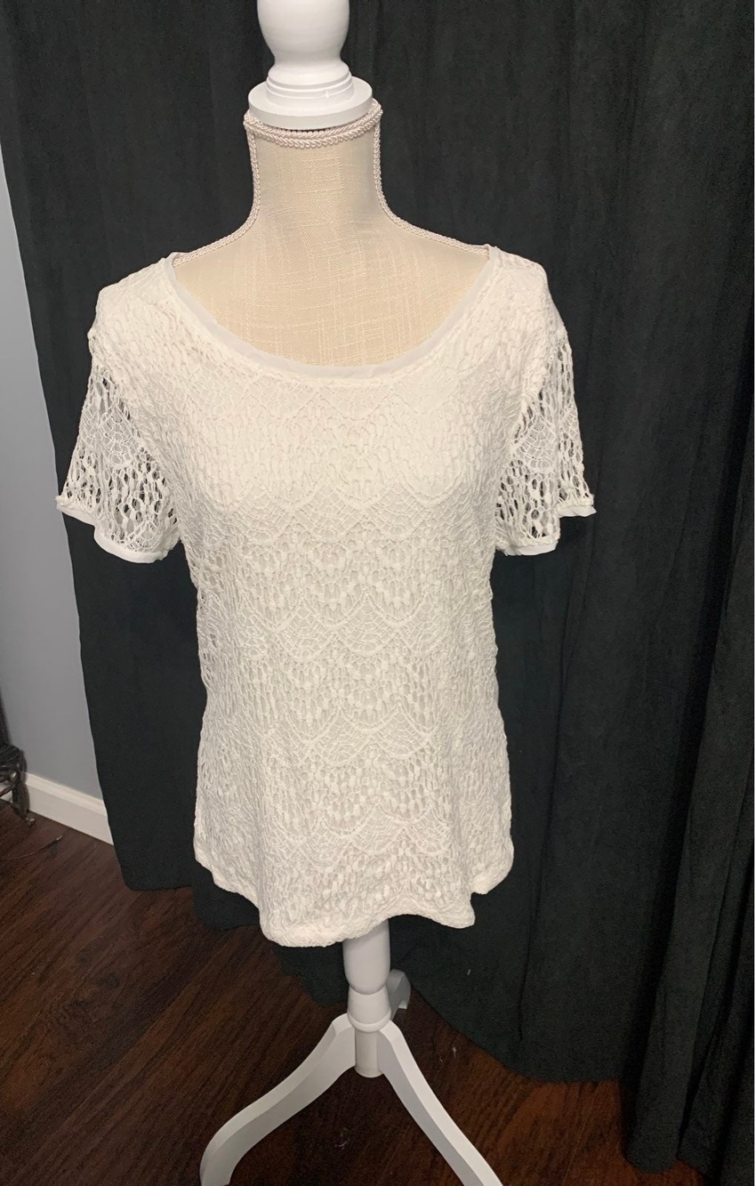 Verve ami Shirt Size XL New With Tags.